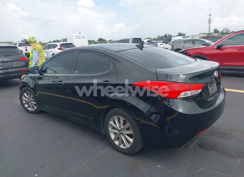Photo 3 of 2016 Hyundai Elantra SE (VIN 5NPDH4AE0GH654733)