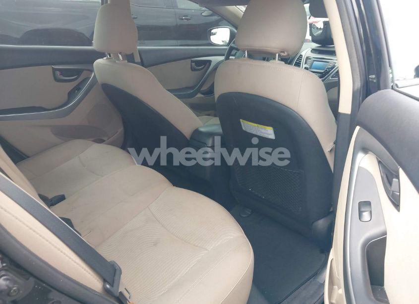 Photo 8 of 2016 Hyundai Elantra SE (VIN 5NPDH4AE0GH654733)