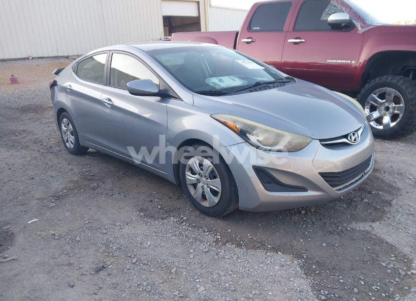 2016 Hyundai Elantra SE (VIN 5NPDH4AE0GH662928) main photo