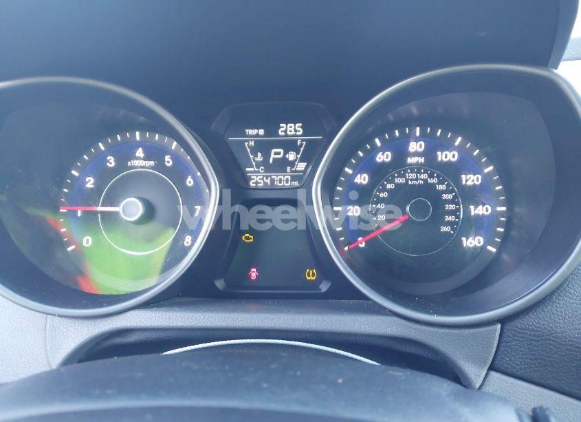 Photo 7 of 2016 Hyundai Elantra SE (VIN 5NPDH4AE0GH662928)