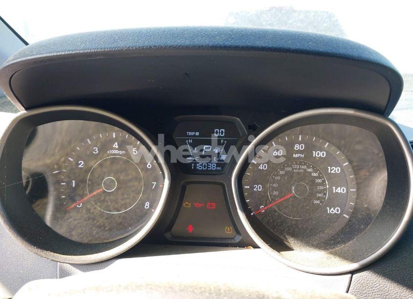 Photo 7 of 2016 Hyundai Elantra SE (VIN 5NPDH4AE0GH675873)