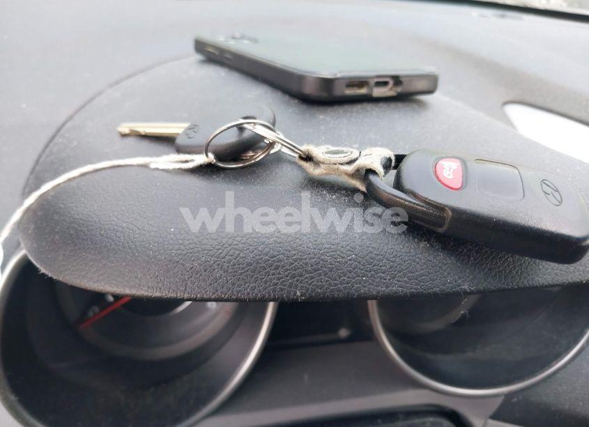 Photo 11 of 2016 Hyundai Elantra SE (VIN 5NPDH4AE0GH685707)