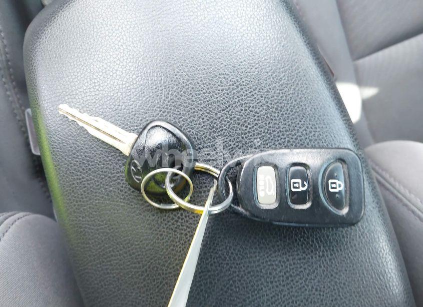 Photo 11 of 2016 Hyundai Elantra SE (VIN 5NPDH4AE0GH687389)