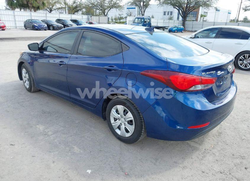 Photo 3 of 2016 Hyundai Elantra SE (VIN 5NPDH4AE0GH687389)