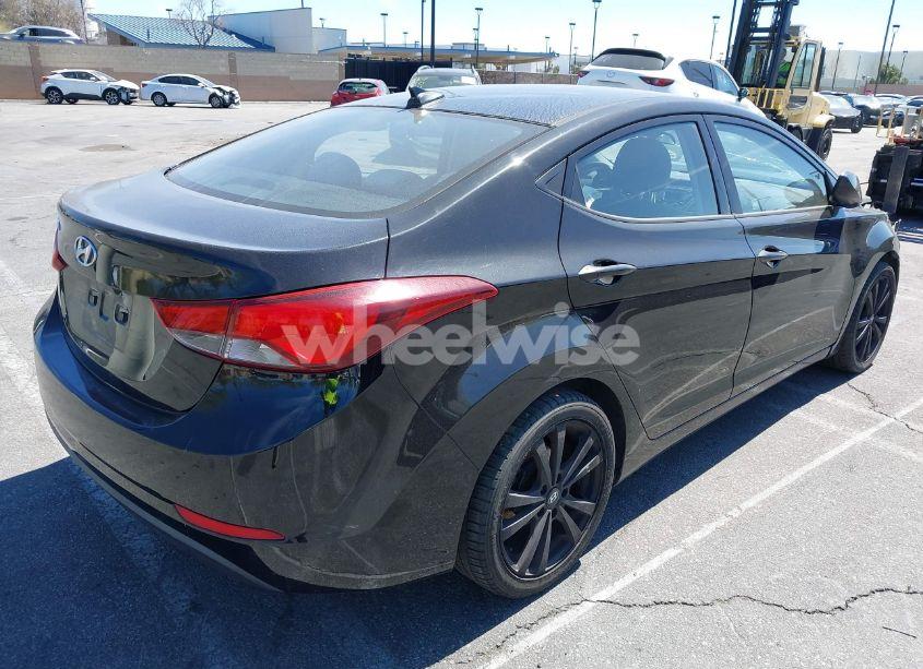Photo 4 of 2016 Hyundai Elantra SE (VIN 5NPDH4AE0GH687456)