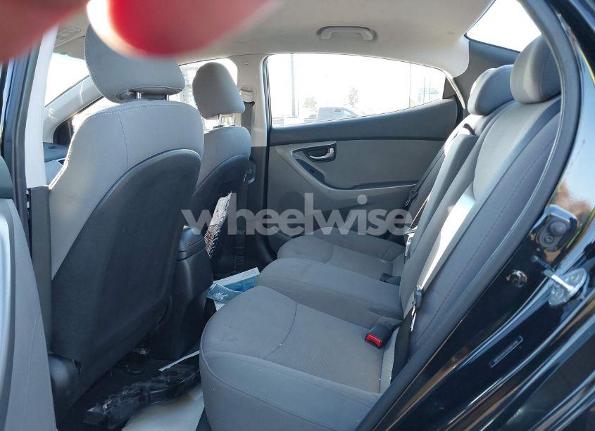 Photo 8 of 2016 Hyundai Elantra SE (VIN 5NPDH4AE0GH687456)