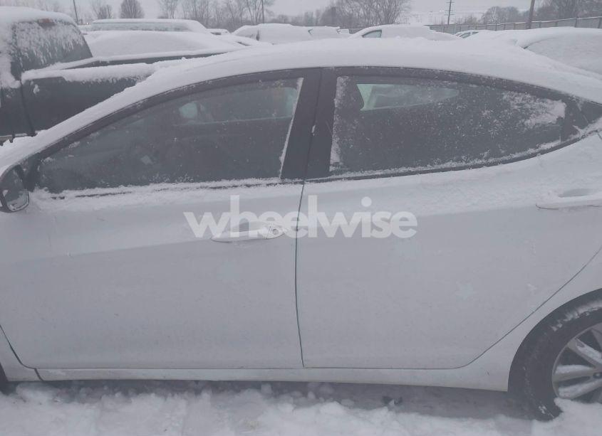 Photo 14 of 2016 Hyundai Elantra SE (VIN 5NPDH4AE0GH691698)