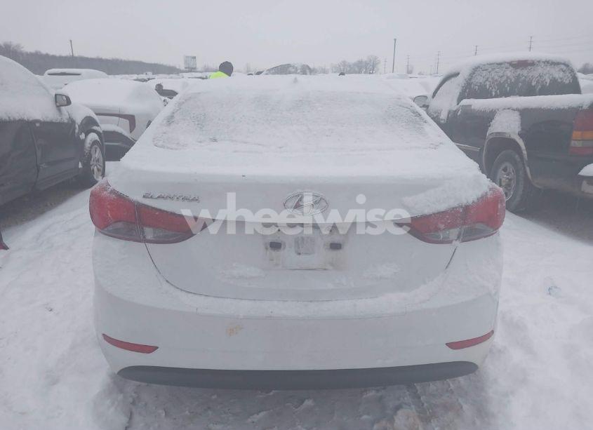 Photo 16 of 2016 Hyundai Elantra SE (VIN 5NPDH4AE0GH691698)
