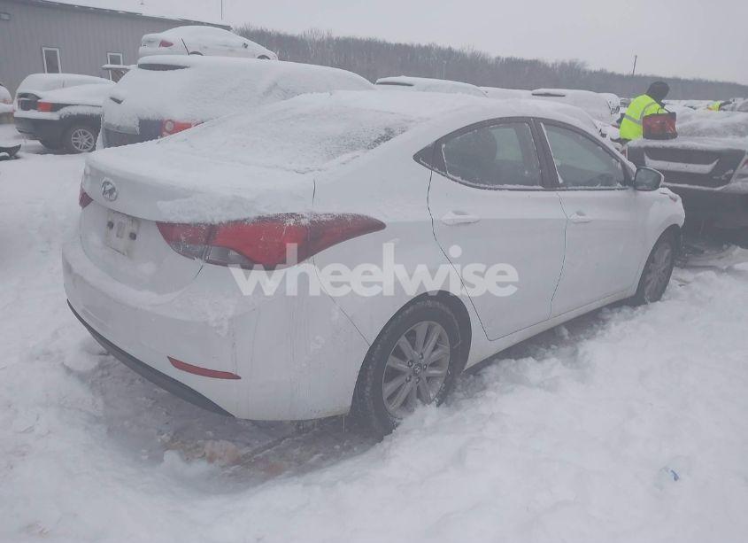 Photo 4 of 2016 Hyundai Elantra SE (VIN 5NPDH4AE0GH691698)