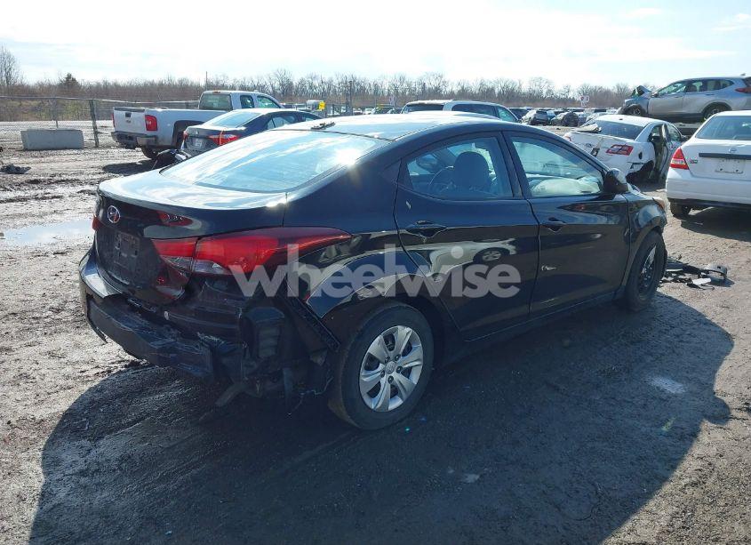Photo 4 of 2016 Hyundai Elantra SE (VIN 5NPDH4AE0GH693936)
