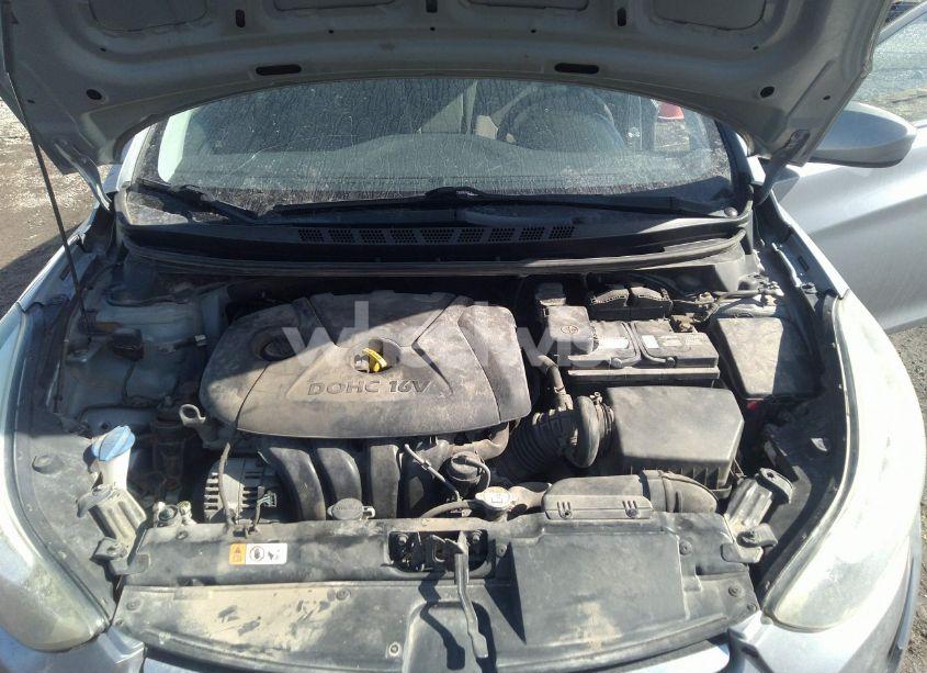 Photo 10 of 2016 Hyundai Elantra SE (VIN 5NPDH4AE0GH703168)