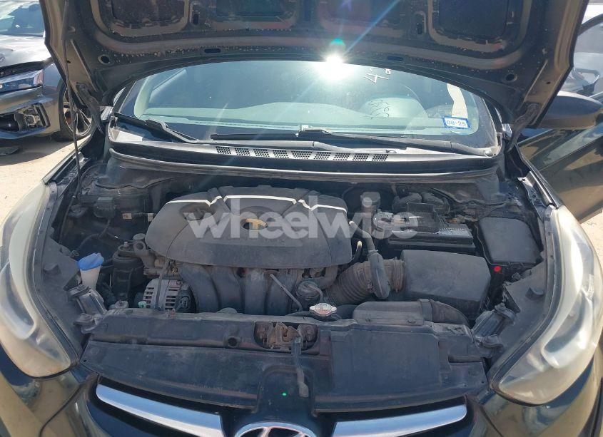 Photo 10 of 2016 Hyundai Elantra SE (VIN 5NPDH4AE0GH712842)