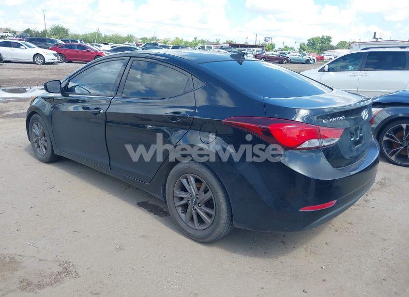 Photo 3 of 2016 Hyundai Elantra SE (VIN 5NPDH4AE0GH712842)