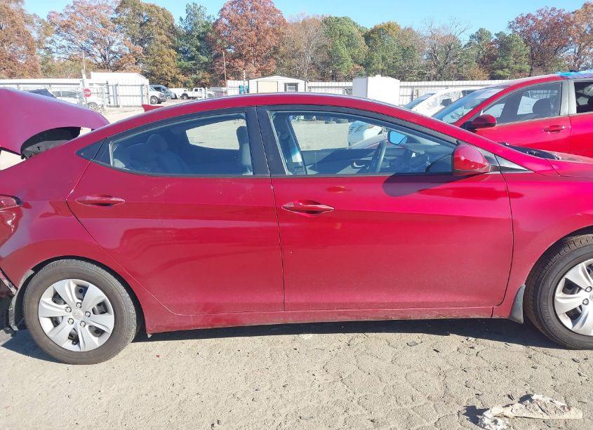 Photo 13 of 2016 Hyundai Elantra SE (VIN 5NPDH4AE0GH717085)