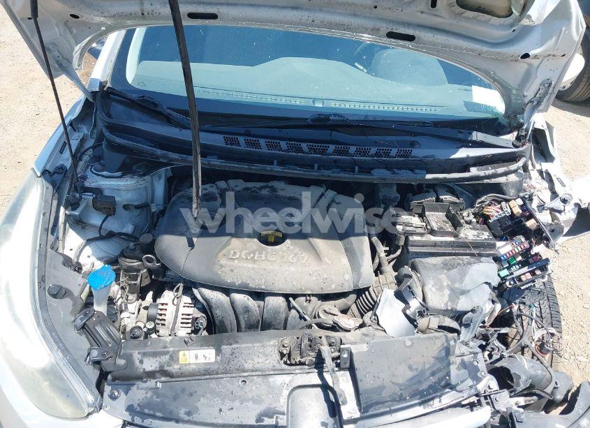 Photo 10 of 2016 Hyundai Elantra SE (VIN 5NPDH4AE0GH718348)