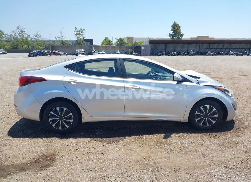 Photo 13 of 2016 Hyundai Elantra SE (VIN 5NPDH4AE0GH718348)