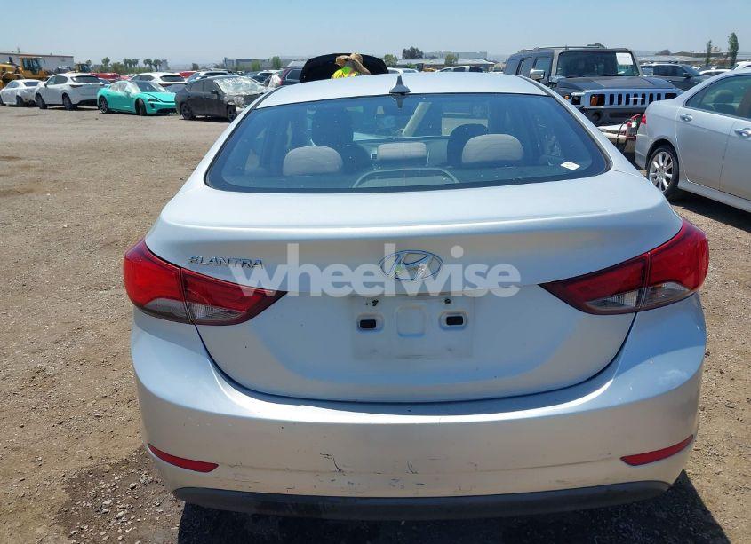 Photo 16 of 2016 Hyundai Elantra SE (VIN 5NPDH4AE0GH718348)