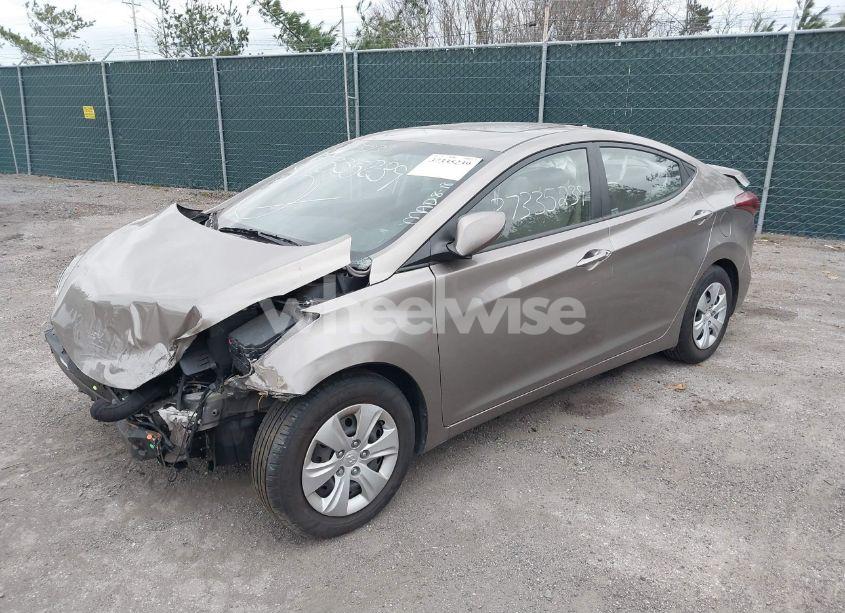 Photo 2 of 2016 Hyundai Elantra SE (VIN 5NPDH4AE0GH732136)