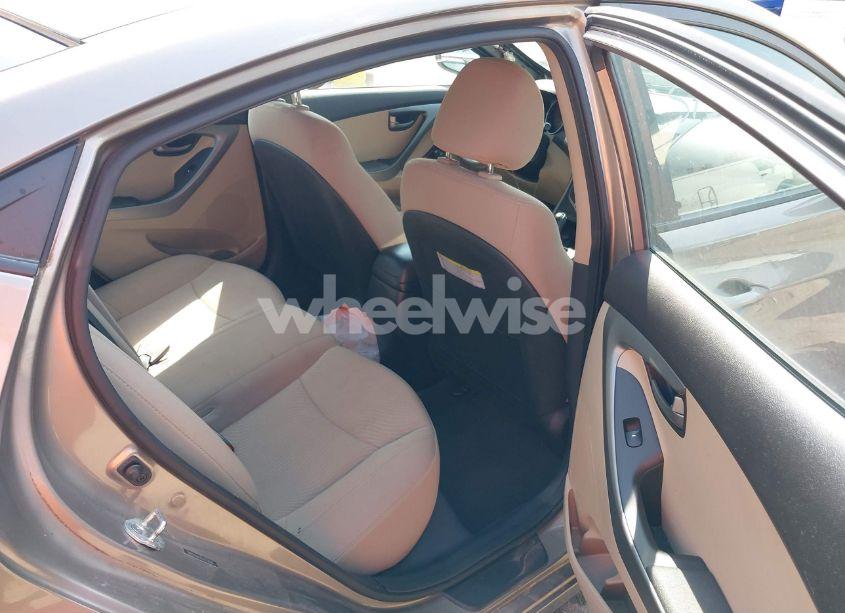 Photo 8 of 2016 Hyundai Elantra SE (VIN 5NPDH4AE0GH732136)