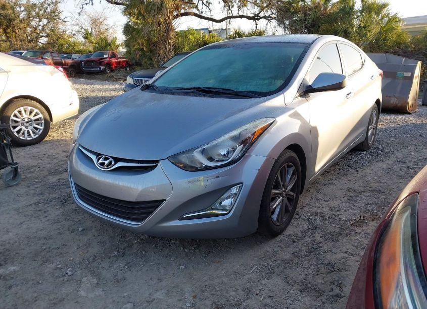 Photo 2 of 2016 Hyundai Elantra SE (VIN 5NPDH4AE0GH736607)
