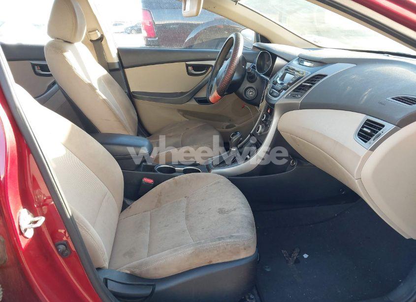 Photo 5 of 2016 Hyundai Elantra SE (VIN 5NPDH4AE0GH743606)