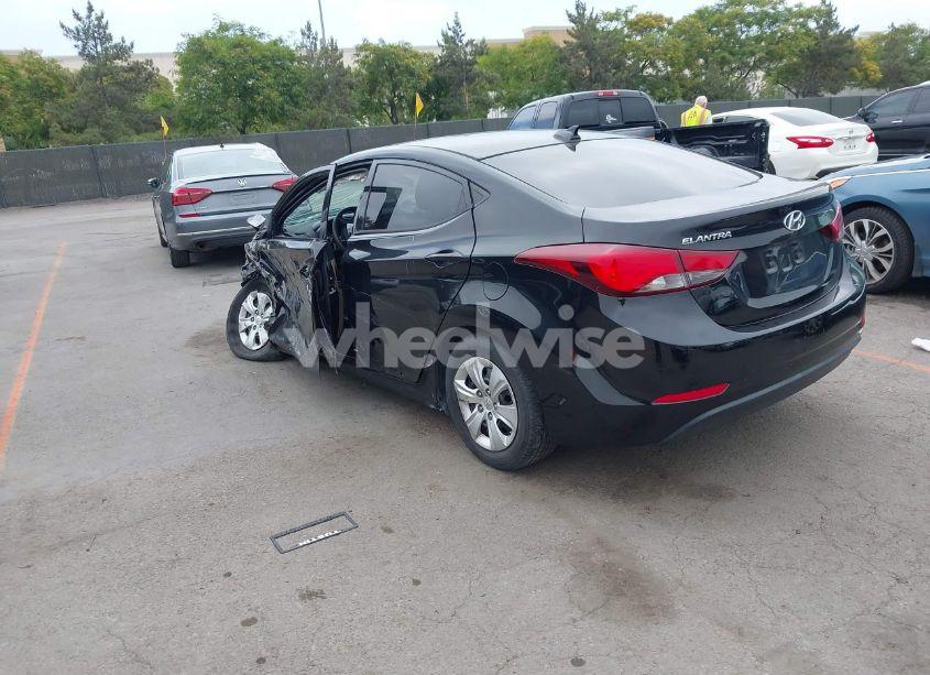 Photo 3 of 2016 Hyundai Elantra SE (VIN 5NPDH4AE0GH749471)