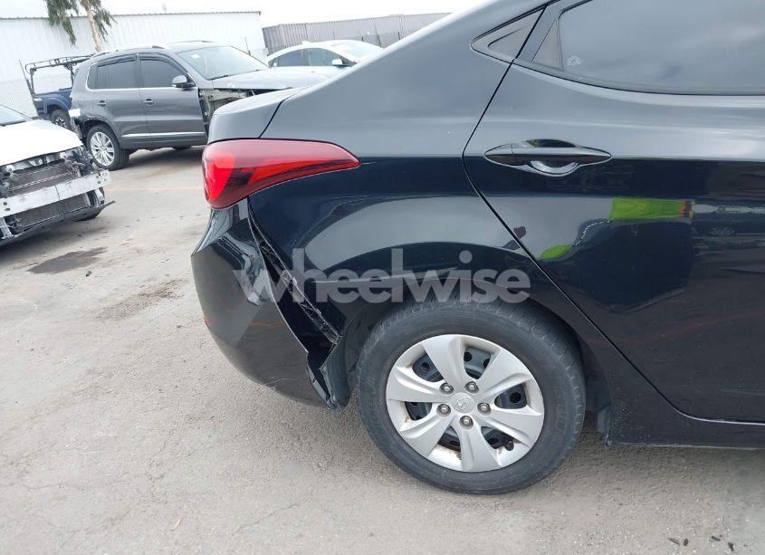 Photo 6 of 2016 Hyundai Elantra SE (VIN 5NPDH4AE0GH749471)
