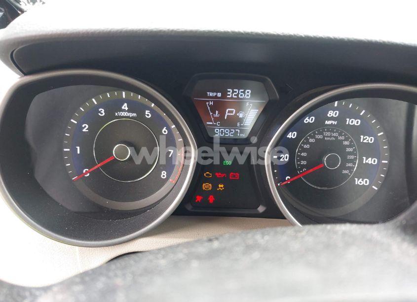 Photo 7 of 2016 Hyundai Elantra SE (VIN 5NPDH4AE0GH749471)