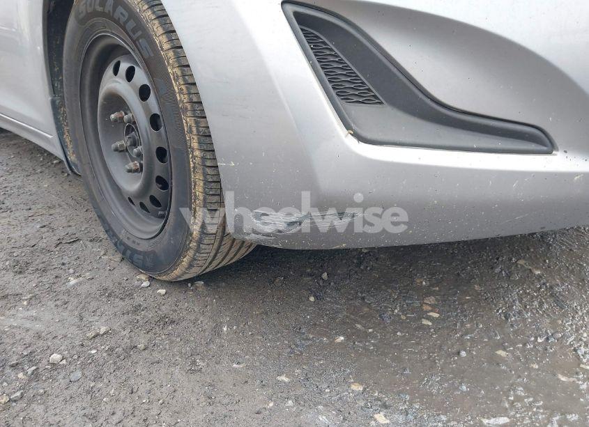 Photo 16 of 2016 Hyundai Elantra SE (VIN 5NPDH4AE0GH750779)