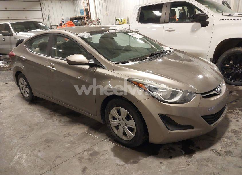 2016 Hyundai Elantra SE (VIN 5NPDH4AE0GH752404) main photo