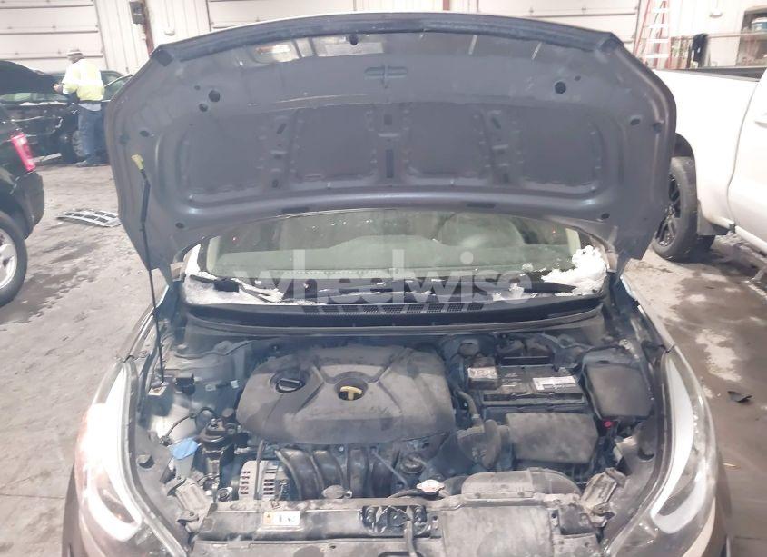 Photo 10 of 2016 Hyundai Elantra SE (VIN 5NPDH4AE0GH752404)