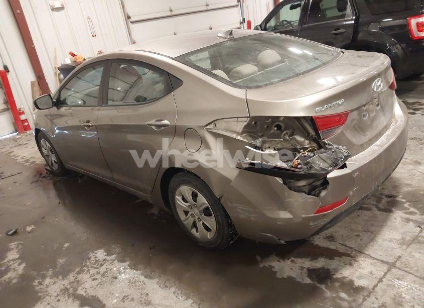Photo 3 of 2016 Hyundai Elantra SE (VIN 5NPDH4AE0GH752404)