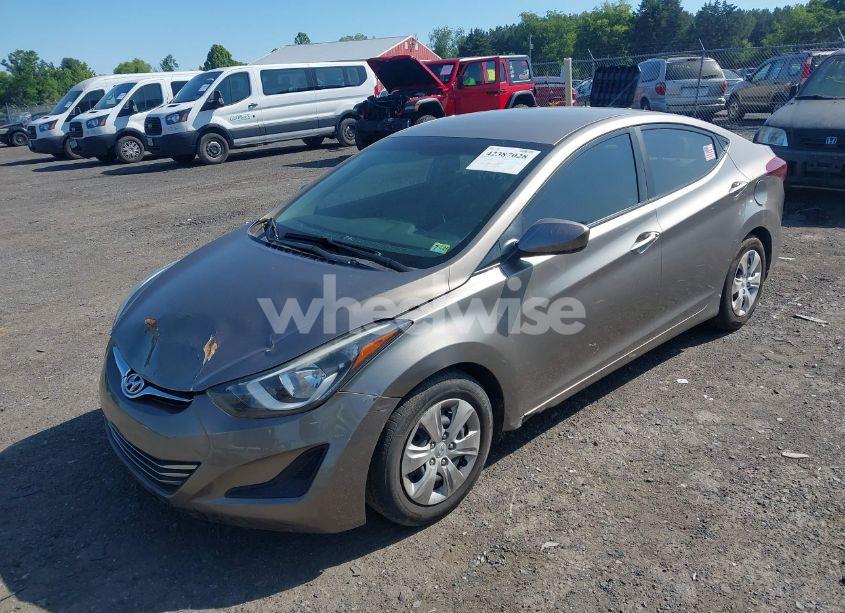 Photo 2 of 2016 Hyundai Elantra SE (VIN 5NPDH4AE0GH754606)