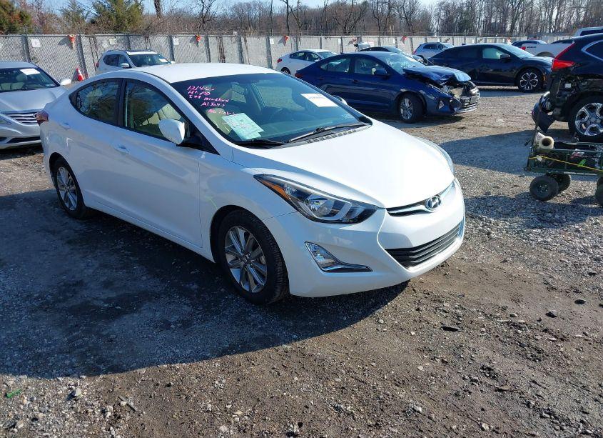 2016 Hyundai Elantra SE (VIN 5NPDH4AE0GH765251) main photo