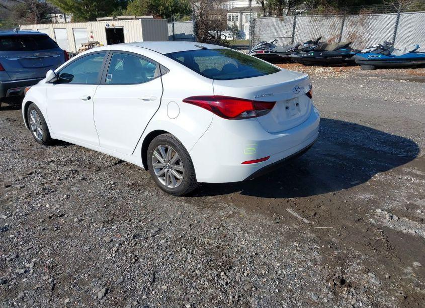 Photo 3 of 2016 Hyundai Elantra SE (VIN 5NPDH4AE0GH765251)