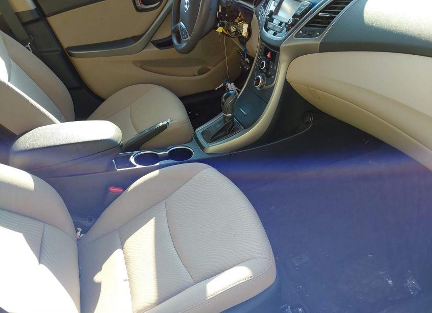 Photo 5 of 2016 Hyundai Elantra SE (VIN 5NPDH4AE0GH765251)