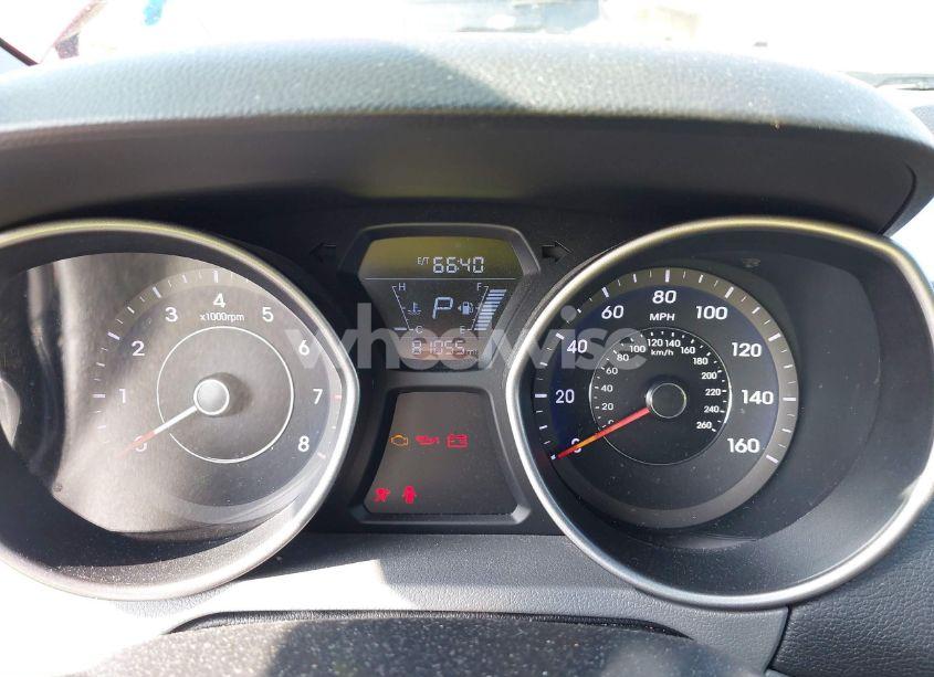 Photo 7 of 2016 Hyundai Elantra SE (VIN 5NPDH4AE0GH768280)