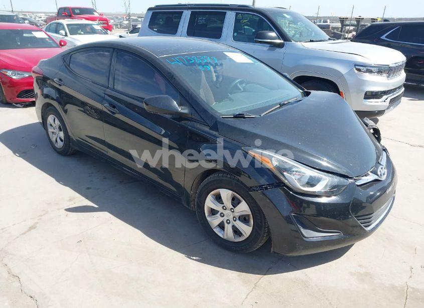 2016 Hyundai Elantra SE (VIN 5NPDH4AE0GH768988) main photo