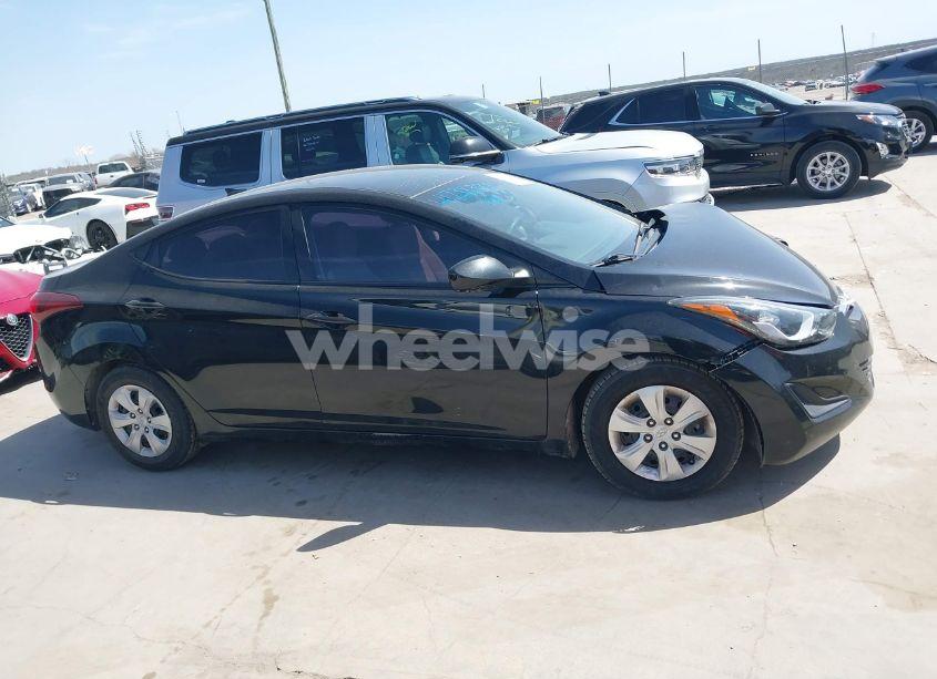 Photo 13 of 2016 Hyundai Elantra SE (VIN 5NPDH4AE0GH768988)