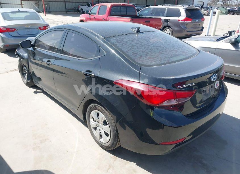 Photo 3 of 2016 Hyundai Elantra SE (VIN 5NPDH4AE0GH768988)