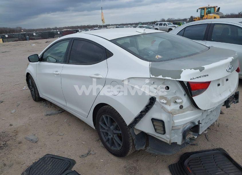 Photo 3 of 2016 Hyundai Elantra SE (VIN 5NPDH4AE0GH769574)