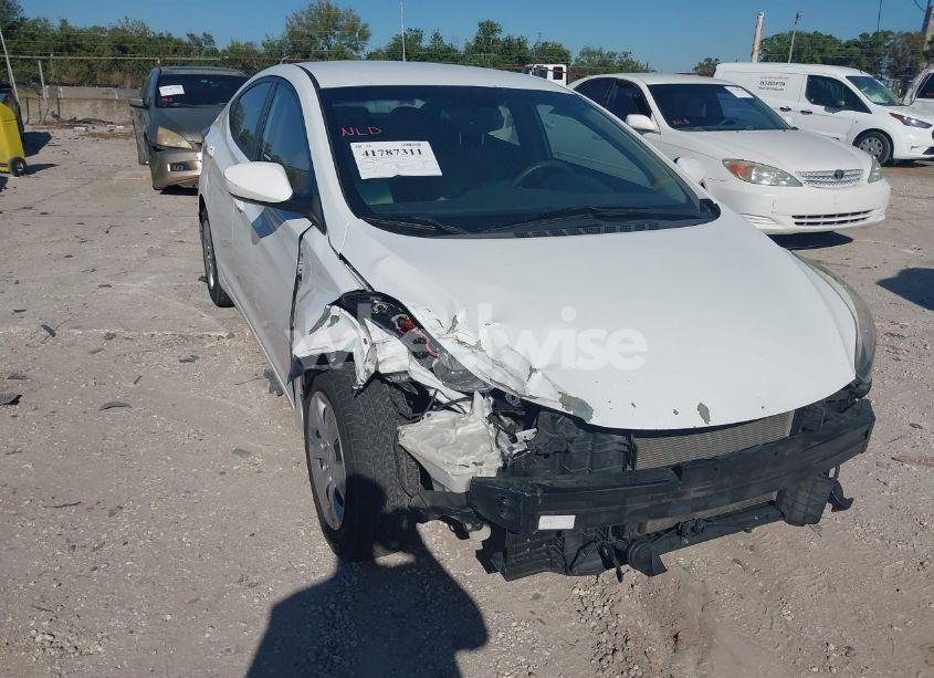 Photo 6 of 2016 Hyundai Elantra SE (VIN 5NPDH4AE0GH771986)