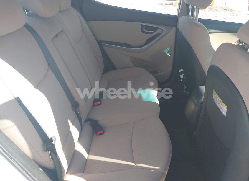 Photo 8 of 2016 Hyundai Elantra SE (VIN 5NPDH4AE0GH771986)