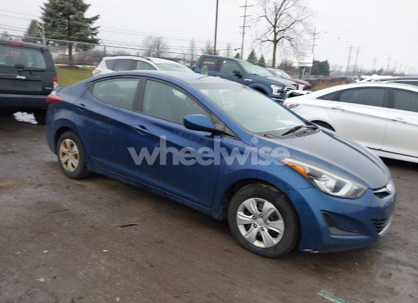 2016 Hyundai Elantra SE (VIN 5NPDH4AE0GH785905) main photo