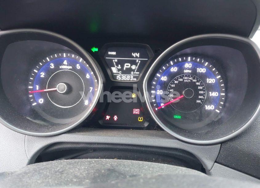 Photo 7 of 2016 Hyundai Elantra SE (VIN 5NPDH4AE0GH785905)