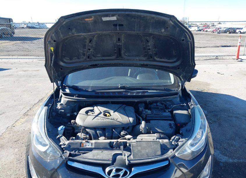 Photo 10 of 2016 Hyundai Elantra SE (VIN 5NPDH4AE0GH786455)