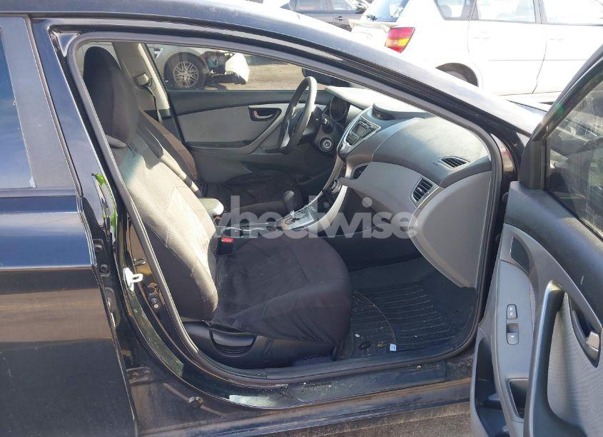 Photo 5 of 2011 Hyundai Elantra GLS (VIN 5NPDH4AE1BH017830)