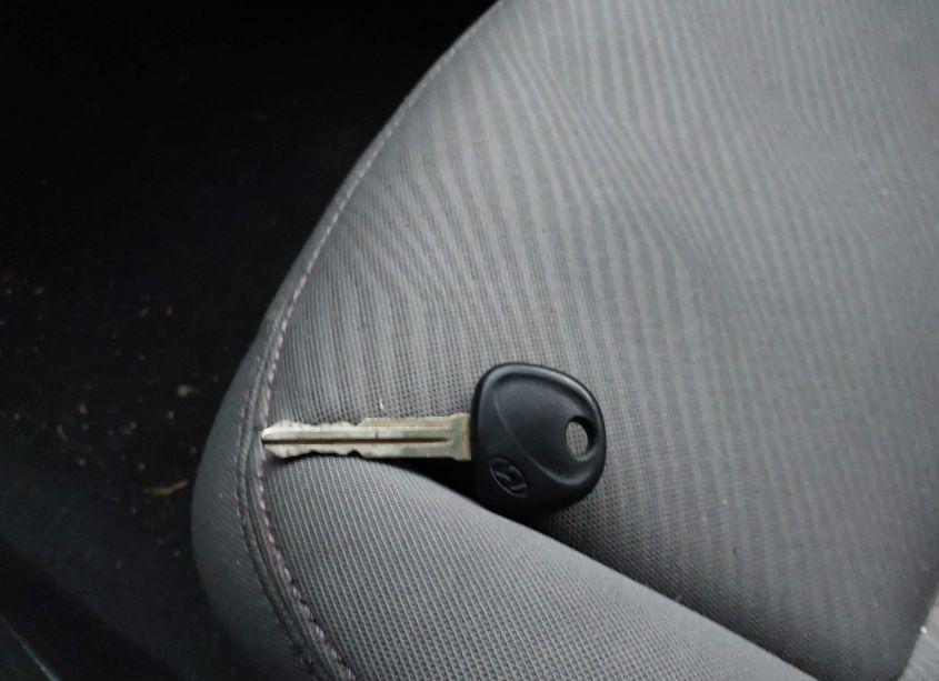 Photo 11 of 2011 Hyundai Elantra GLS (VIN 5NPDH4AE1BH022526)