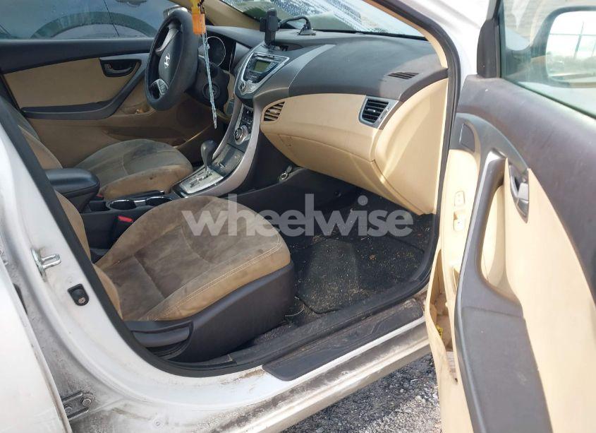 Photo 5 of 2011 Hyundai Elantra GLS (VIN 5NPDH4AE1BH027497)