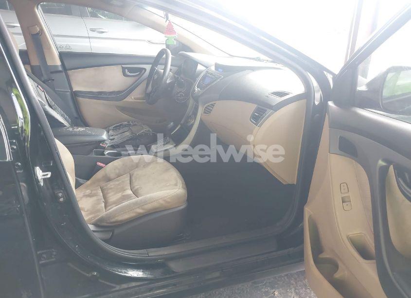 Photo 5 of 2011 Hyundai Elantra GLS (VIN 5NPDH4AE1BH036412)